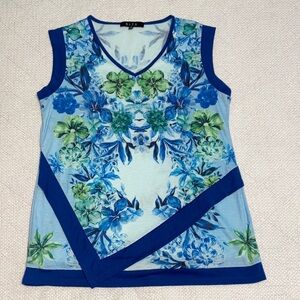 B.L.E.U. Blue & Green Floral V-Neck Tank